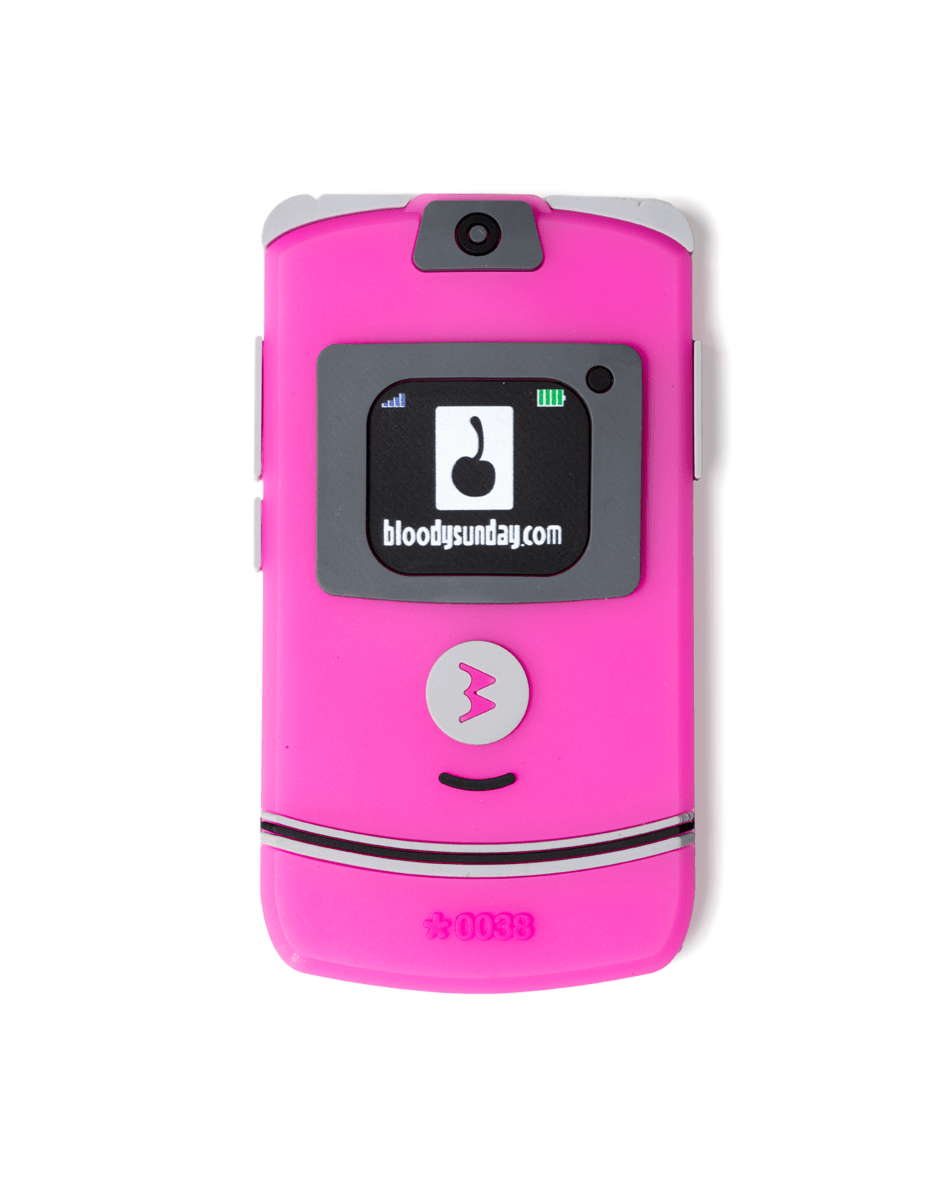 RAZR MAGNET - Bloody Sunday